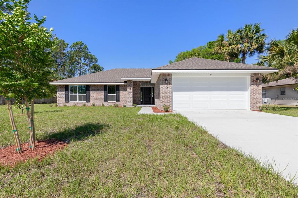 105 PALMWOOD DRIVE, Palm Coast, FL 32164