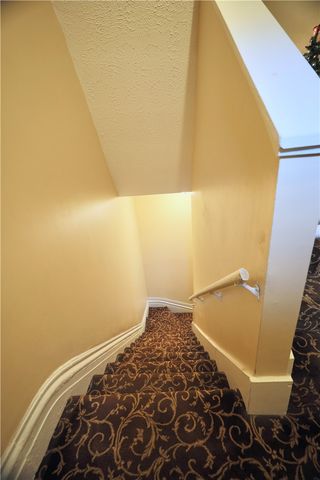 515 Lockhart St 3, Manchester, PA 15212