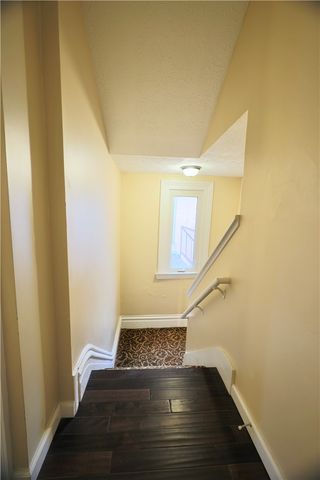 515 Lockhart St 3, Manchester, PA 15212