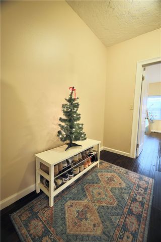 515 Lockhart St 3, Manchester, PA 15212