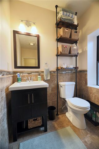 515 Lockhart St 3, Manchester, PA 15212