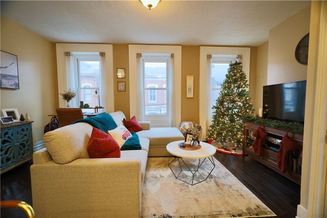 515 Lockhart St 3, Manchester, PA 15212