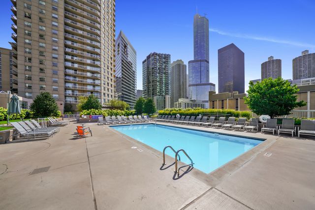 545 N Dearborn Street 2607, Chicago, IL 60654