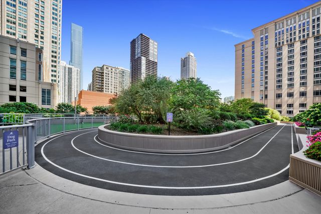 545 N Dearborn Street 2607, Chicago, IL 60654
