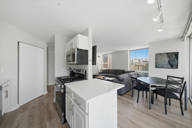 545 N Dearborn Street 2607, Chicago, IL 60654