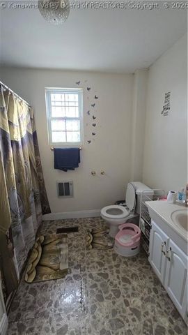 615 Central Avenue, Charleston, WV 25302