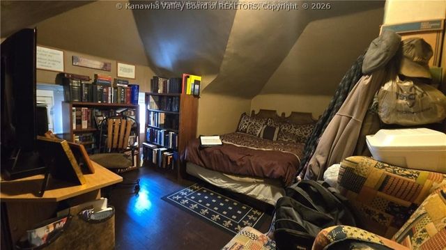 615 Central Avenue, Charleston, WV 25302