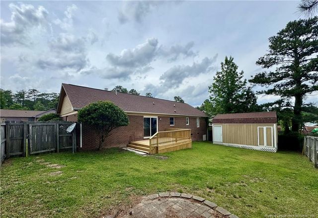 5026 Waterford Drive, Fayetteville, NC 28303