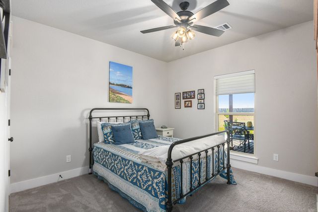 1024 Pioneer Crossing, Weatherford, TX 76088