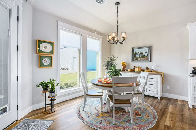 1024 Pioneer Crossing, Weatherford, TX 76088