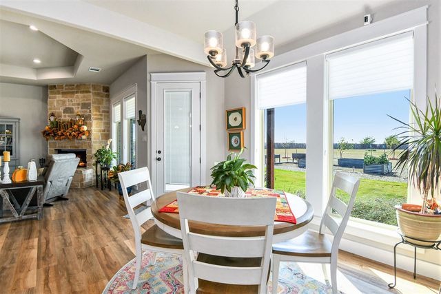 1024 Pioneer Crossing, Weatherford, TX 76088