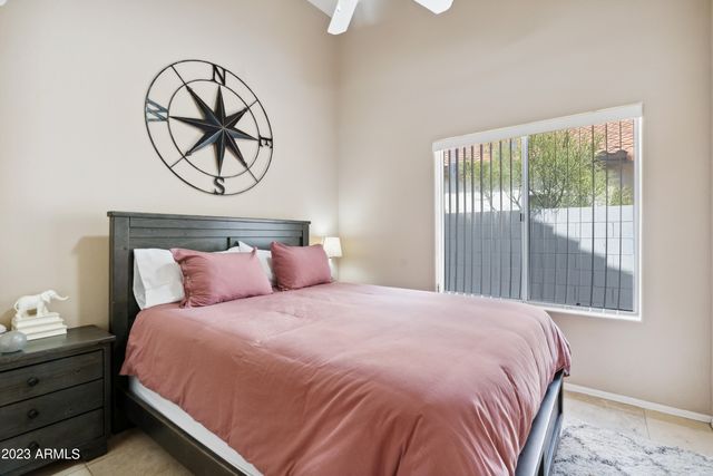 8858 E PALM RIDGE Drive, Scottsdale, AZ 85260