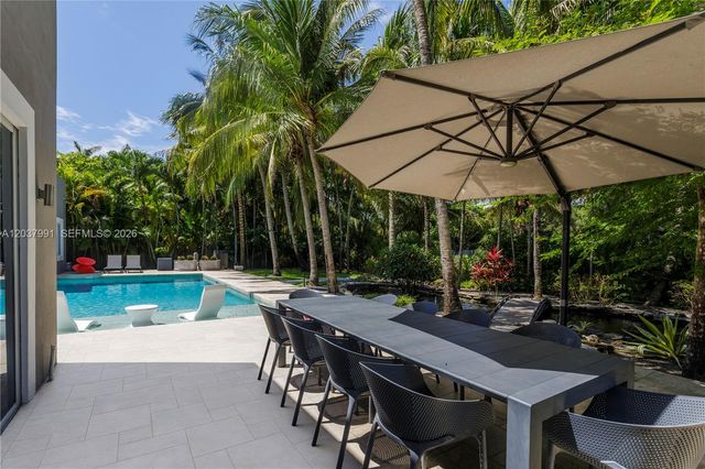 11900 Griffing Boulevard, Biscayne Park, FL 33161