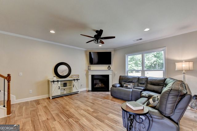 6015 Cedar Wood Court, Hoschton, GA 30548