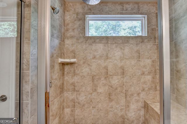6015 Cedar Wood Court, Hoschton, GA 30548