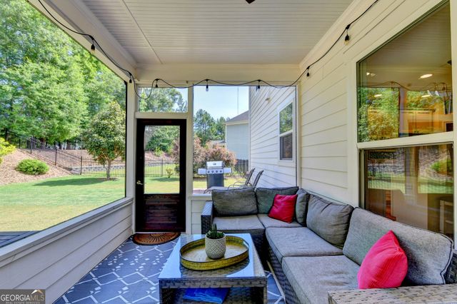 6015 Cedar Wood Court, Hoschton, GA 30548