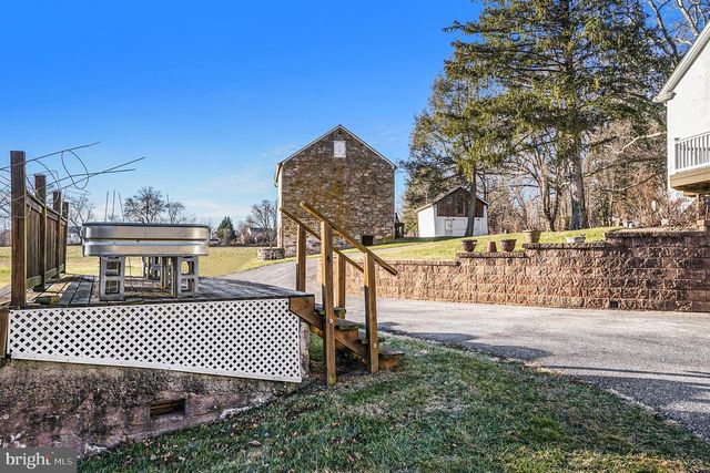 284 STONY RUN RD, Spring City, PA 19475