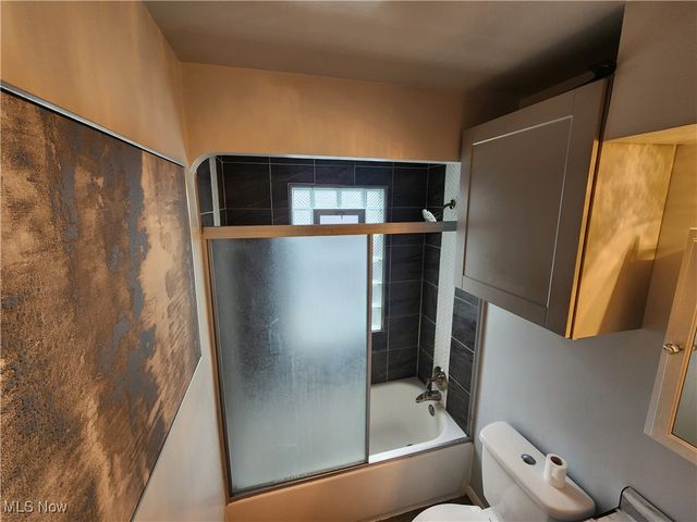 440 E 271st Street, Euclid, OH 44132