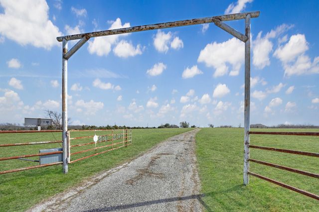 1511 S Munson Road, Royse City, TX 75189