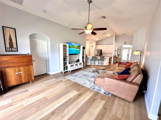 18353 HOLLAND HOUSE LOOP, Land O Lakes, FL 34638