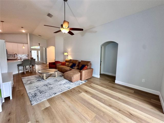 18353 HOLLAND HOUSE LOOP, Land O Lakes, FL 34638