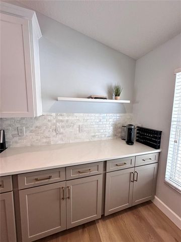 18353 HOLLAND HOUSE LOOP, Land O Lakes, FL 34638