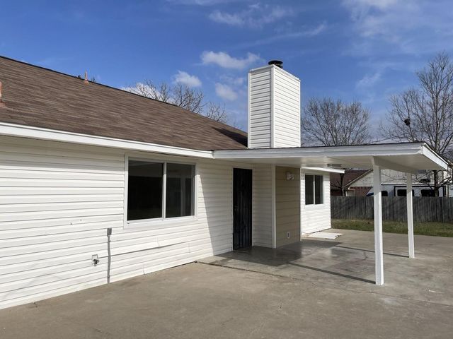 1505 Saint Croix LN, Pflugerville, TX 78660