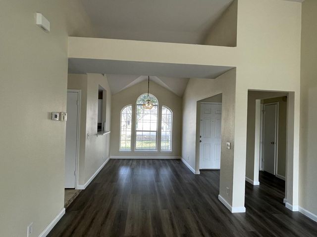 1505 Saint Croix LN, Pflugerville, TX 78660