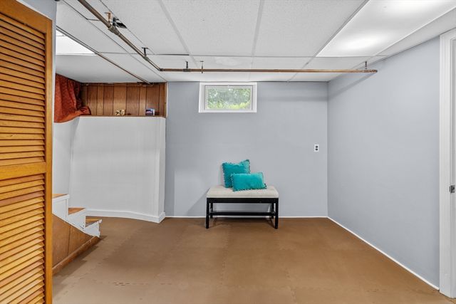 35 Worcester St, Taunton, MA 02780
