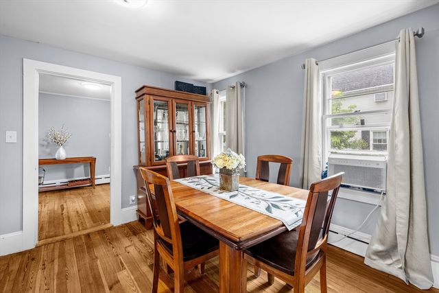 35 Worcester St, Taunton, MA 02780