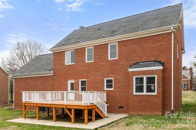 2908 Planters Walk Court, Charlotte, NC 28210