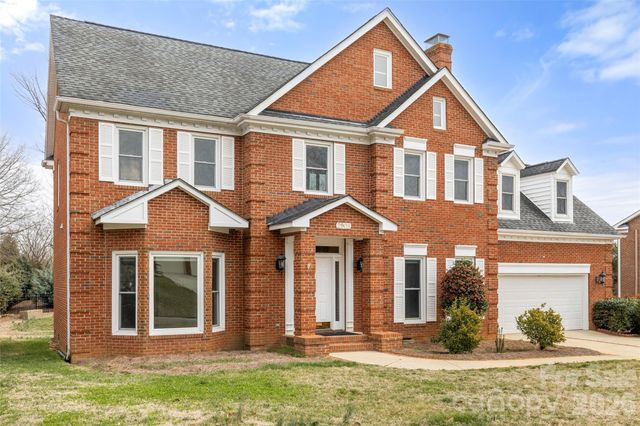 2908 Planters Walk Court, Charlotte, NC 28210