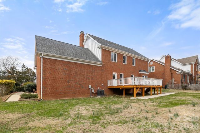 2908 Planters Walk Court, Charlotte, NC 28210