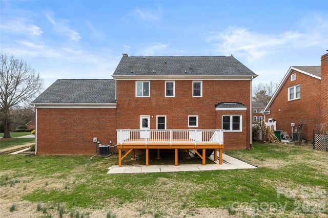 2908 Planters Walk Court, Charlotte, NC 28210