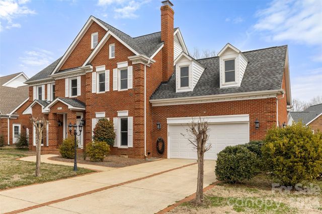 2908 Planters Walk Court, Charlotte, NC 28210