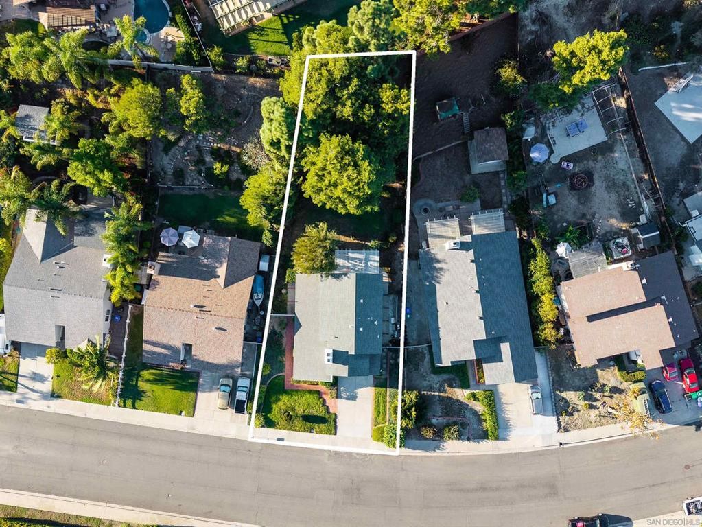 3577 Newland Road, Oceanside, CA 92056 — photo 2