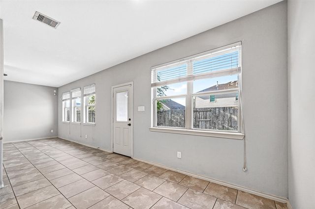 1326 Seagler Pond Lane, Houston, TX 77073