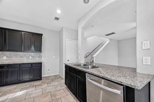 1326 Seagler Pond Lane, Houston, TX 77073
