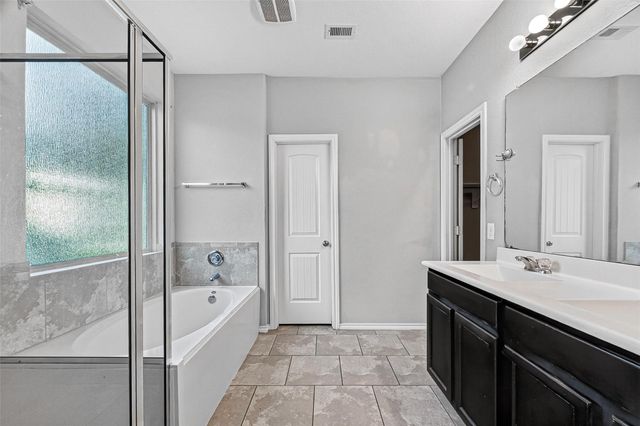 1326 Seagler Pond Lane, Houston, TX 77073