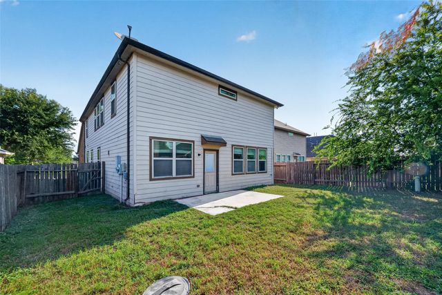1326 Seagler Pond Lane, Houston, TX 77073