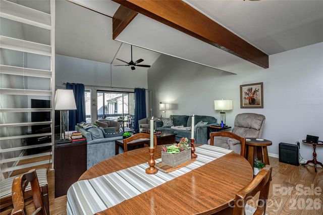 8 Lakemoor Lane 8, Hendersonville, NC 28739