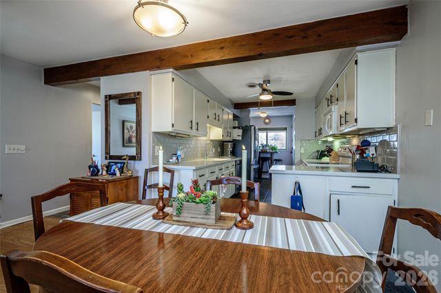 8 Lakemoor Lane 8, Hendersonville, NC 28739