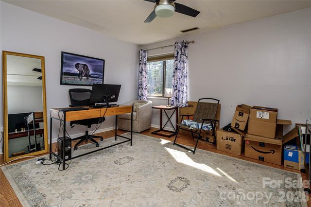 8 Lakemoor Lane 8, Hendersonville, NC 28739