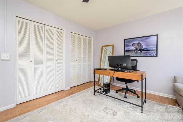 8 Lakemoor Lane 8, Hendersonville, NC 28739