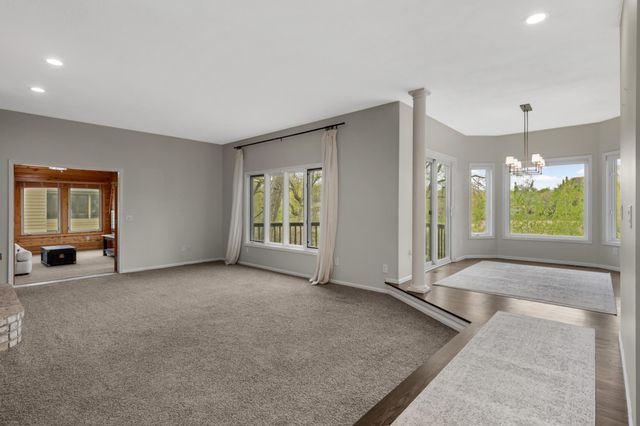 6135 Berkshire Lane N, Plymouth, MN 55446