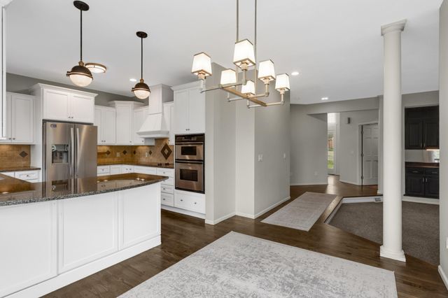 6135 Berkshire Lane N, Plymouth, MN 55446