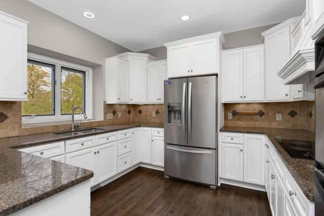 6135 Berkshire Lane N, Plymouth, MN 55446