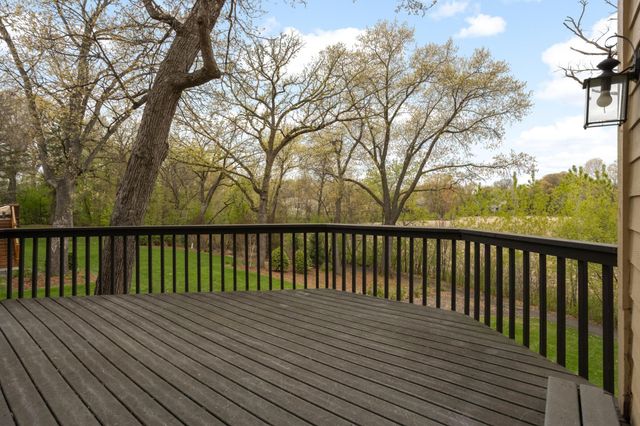 6135 Berkshire Lane N, Plymouth, MN 55446