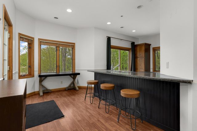 6135 Berkshire Lane N, Plymouth, MN 55446