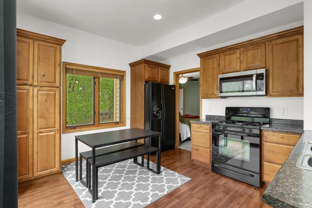 6135 Berkshire Lane N, Plymouth, MN 55446